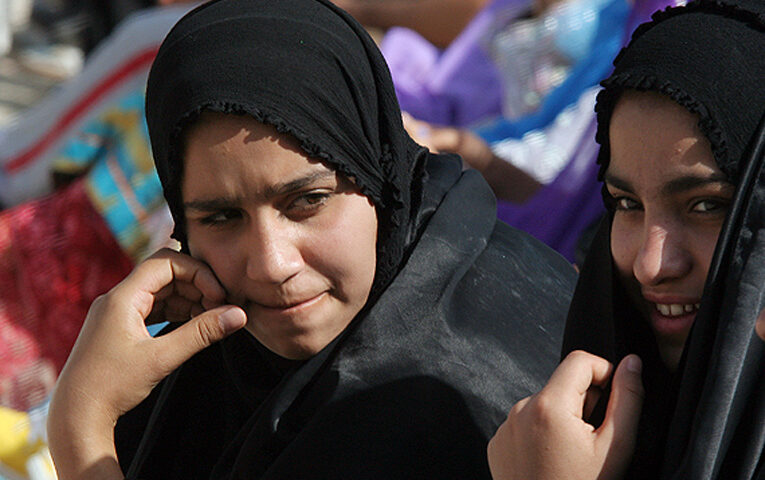 زبان مادری