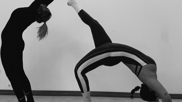 الهام قهرمانیفرد